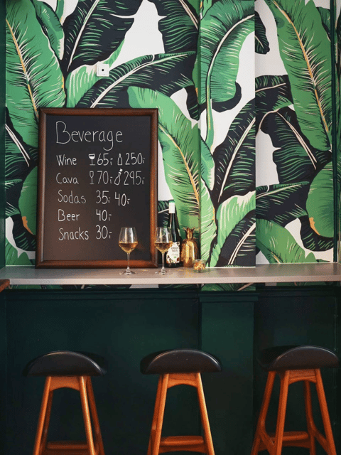 Green Banana Leaf Pattern Wallpaper Mural