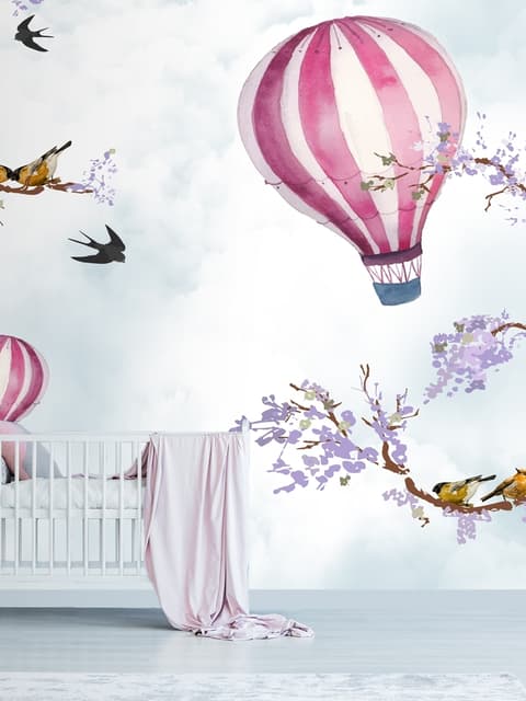 Papier peint panoramique pour enfants avec montgolfière et fleurs violettes