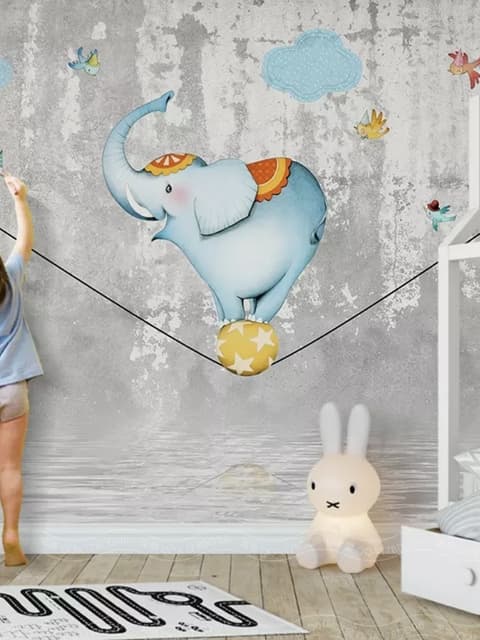 Papier peint panoramique funambule avec éléphant de dessin animé sur la balle