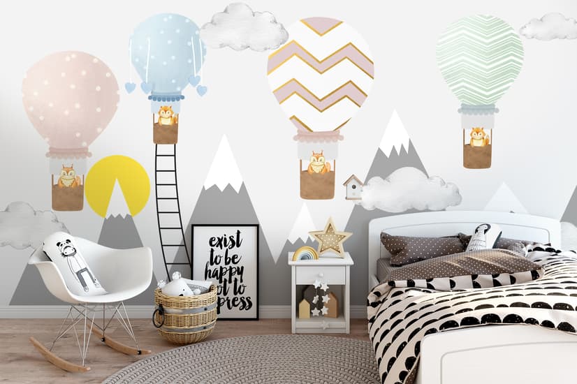 Papier peint panoramique montagne grise et montgolfière colorée pour enfants