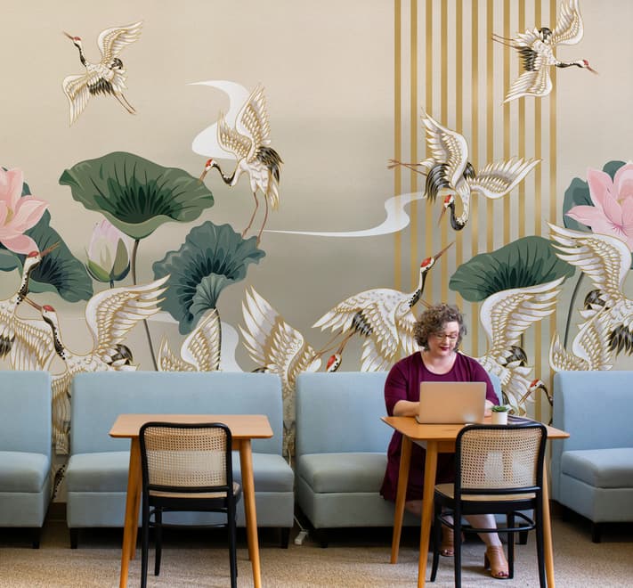 Chinesische Kranichvögel mit Lotusblüten Fototapete