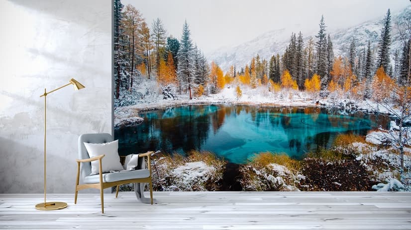Wintersee-Landschaft mit Kiefernwald Fototapete