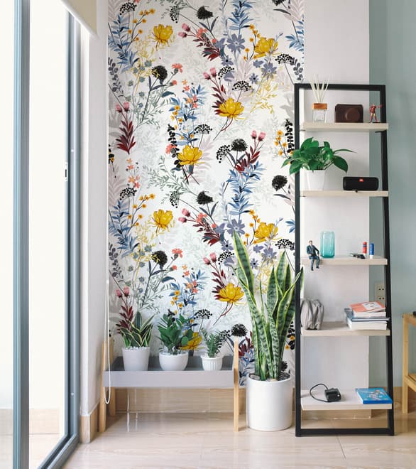 Papier peint panoramique de fleurs sauvages colorées