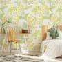 Papier peint panoramique floral aux herbes jaunes