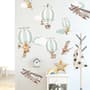 Wandtattoo mit grünen Heißluftballons und braunen Flugzeugen mit Wolken für Kinderzimmer